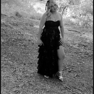 Elegant Black Strapless Dress